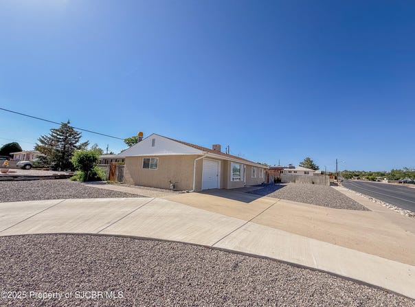 200 W 24TH Street, Farmington, NM 87401