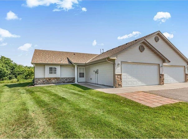201 Appaloosa Court, Braham, MN 55006