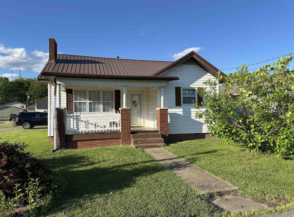 449 Kane Street, Milton, WV 25541