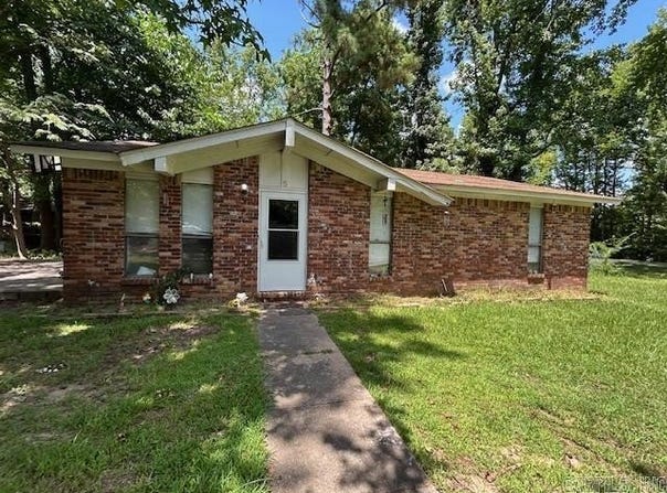 5-7 Charlotte Circle, Jacksonville, AR 72076-5271
