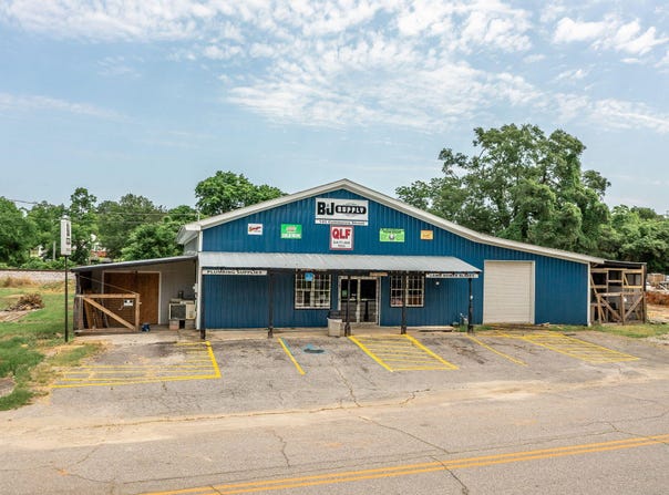 141 Commerce Street, Crawfordville, GA 30631