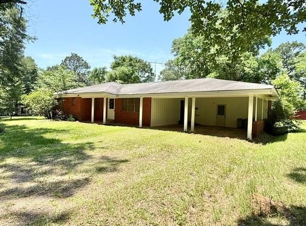 278 S Hosack St, Bronson, TX 75930