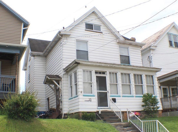 213 Lookout Ave, Charleroi Boro, PA 15022