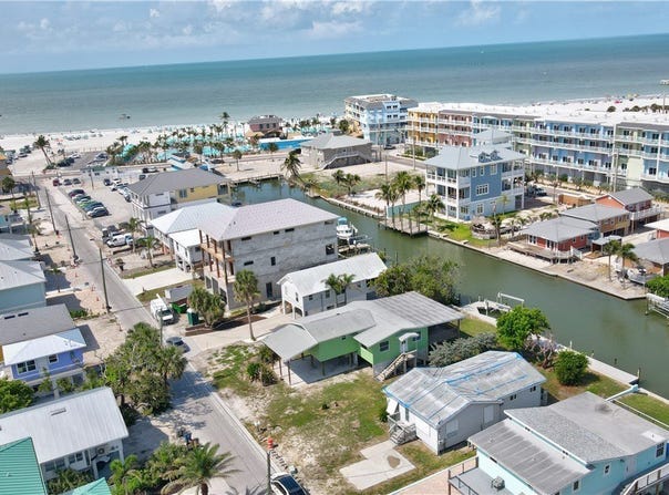 191 Primo Drive, Fort Myers Beach, FL 33931