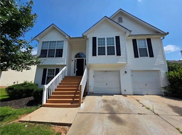 6924 Biscayne Boulevard, Rex, GA 30273