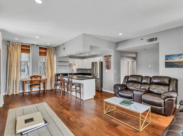 2008 3RD AVENUE, BIRMINGHAM, AL 35203