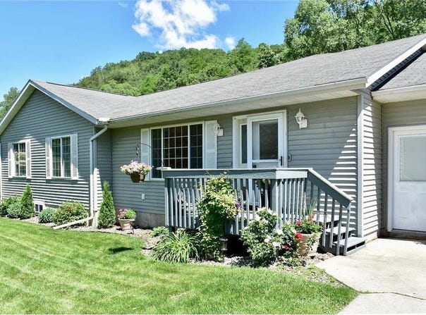 8830 E 8th Street, Winona, MN 55987