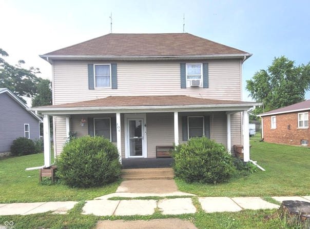 104 E Pine Street, New Market, IN 47965