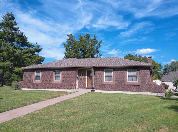 3 East Terrace, Paola, KS 66071