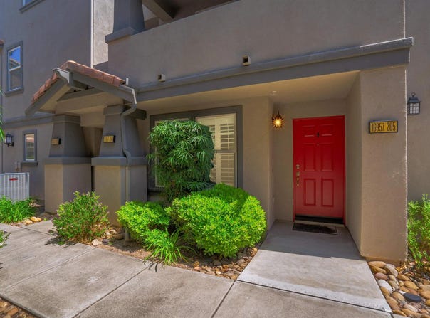 16957 Laurel Hill Ln 205, San Diego, CA 92127