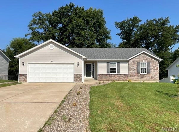 191 Gardenia Drive, Troy, MO 63379