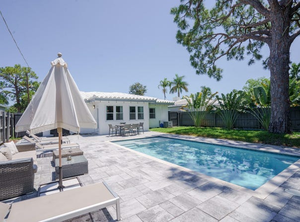 1315 NE 16 Avenue, Fort Lauderdale, FL 33304