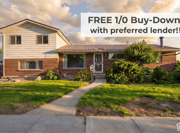 3320 S BROADWAY St, Magna, UT 84044