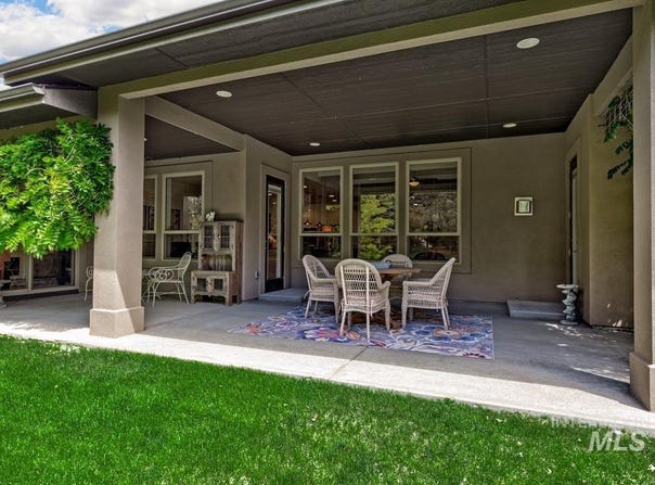 1833 N Monterossa, Eagle, ID 83616