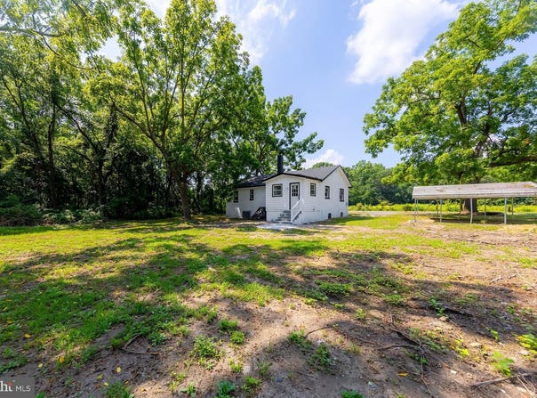 60 NEW BRIDGE ROAD, QUINTON, NJ 08072
