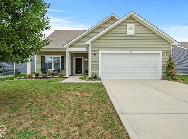 1244 Crabapple Road, Franklin, IN 46131