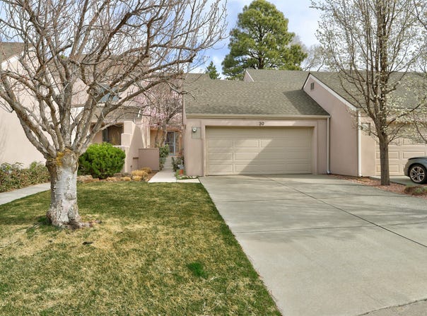 30 Timber Ridge, Los Alamos, NM 87544