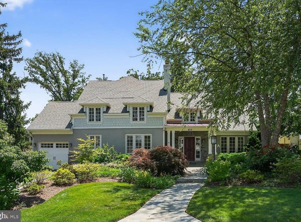 802 BEVERLEY DRIVE, ALEXANDRIA, VA 22302