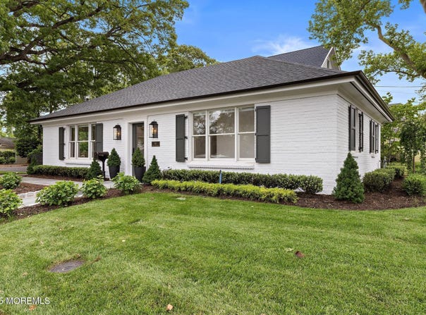 124 E River Road, Rumson, NJ 07760