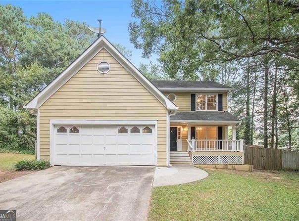 1560 Red Briar, Jonesboro, GA 30236