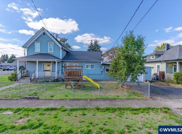 991 SE Lyle St, Dallas, OR 97338
