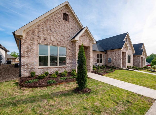 24 Driftwood Lane, Little Rock, AR 72223