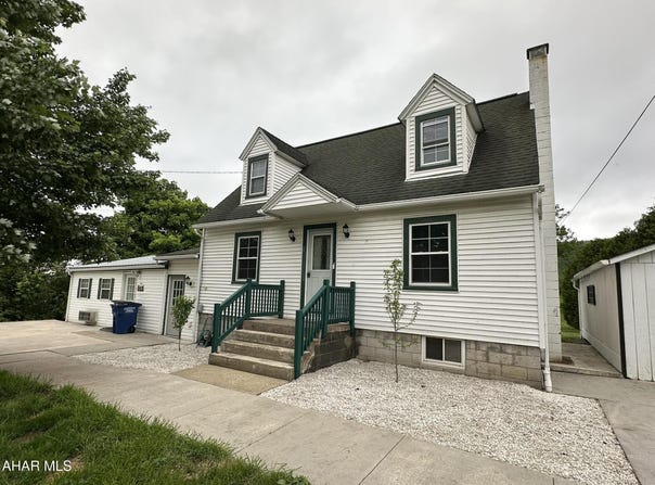 407 Upper Snake Spring Road, Everett, PA 15537