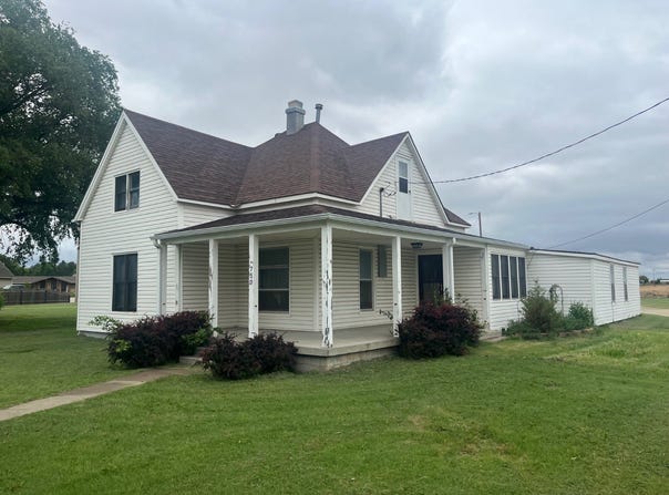 750 N 1st, Osborne, KS 67473