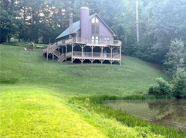 6517 Blazingwood Drive, Pfafftown, NC 27040