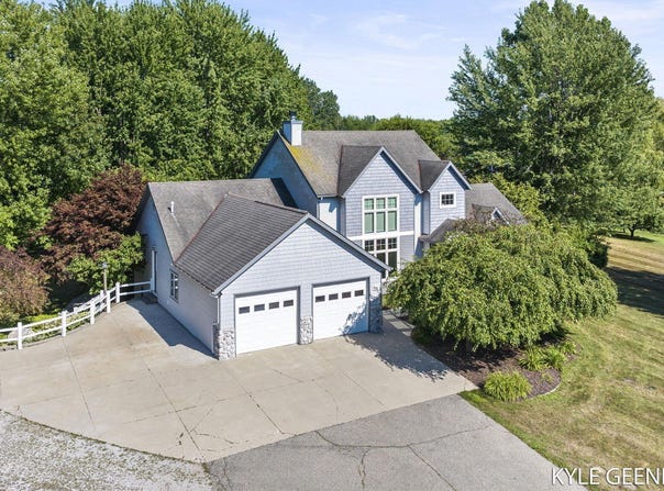 4229 BEELINE ROAD, HOLLAND, MI 49423