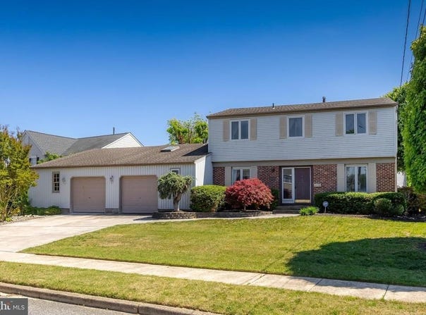 400 OVERBROOK AVENUE, GLASSBORO, NJ 08028