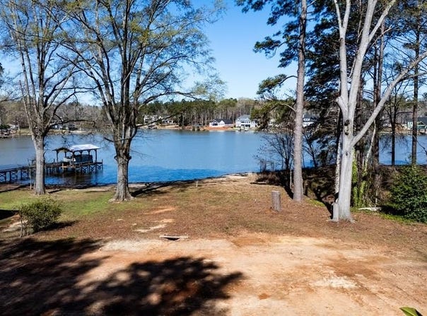 227 Coldwater Drive, Ninety Six, SC 29666