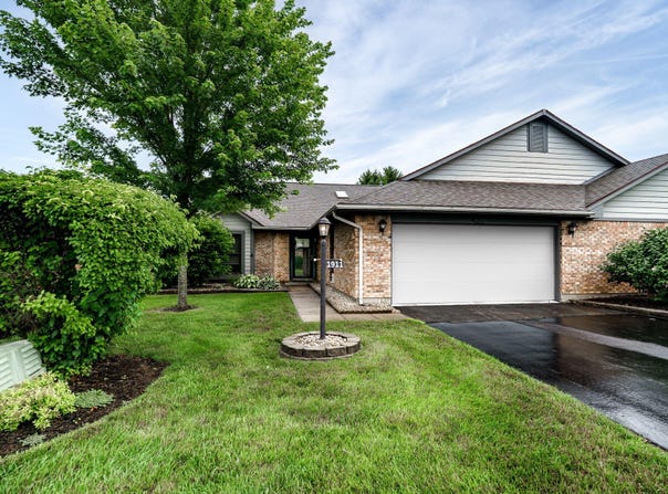 1911 Wedgewood Circle, Springfield, OH 45503