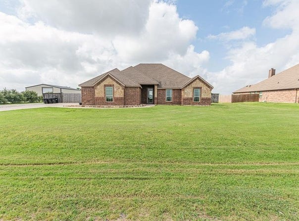 4925 County Road 2706, Caddo Mills, TX 75135
