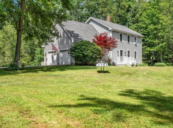 49 Balsam Drive, Waldoboro, ME 04572