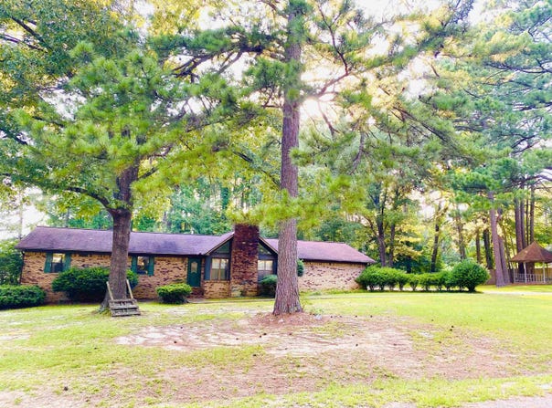 3670 Braxton, Camden, AR 71701-7020