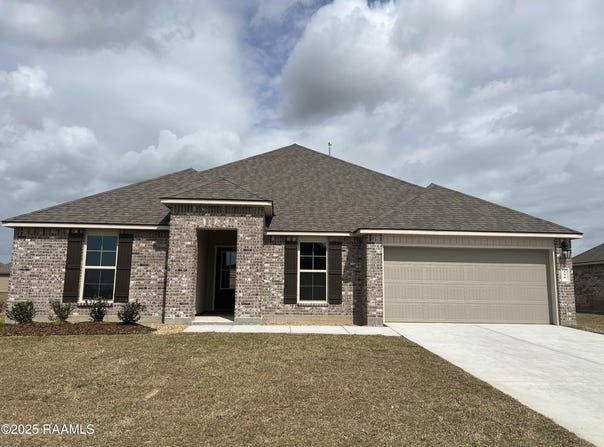 508 Fontaine Court, Breaux Bridge, LA 70517