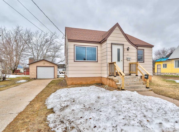 257 N Cedar Street, Manistique, MI 49854