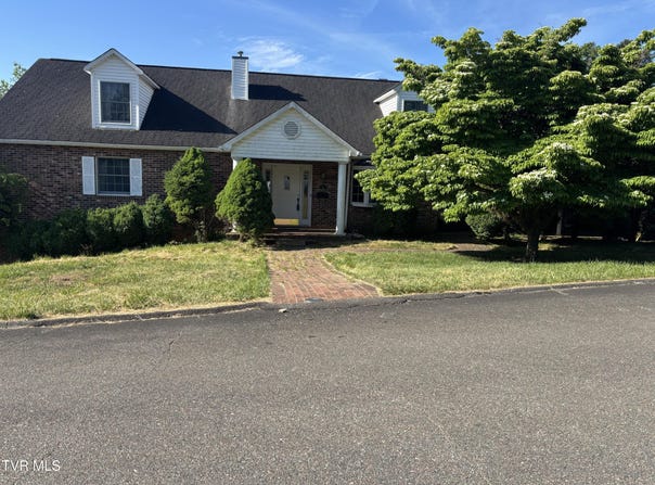 261 Hillmore Drive, Mountain City, TN 37683