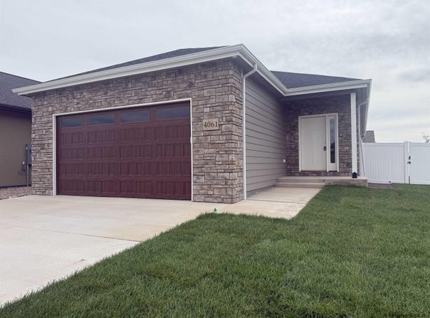 4061 SADDLEBACK LN, Cheyenne, WY 82001