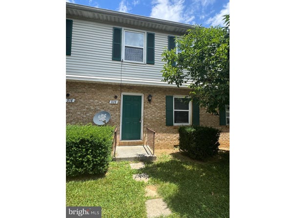 520 ALLSTON CR, WINCHESTER, VA 22601