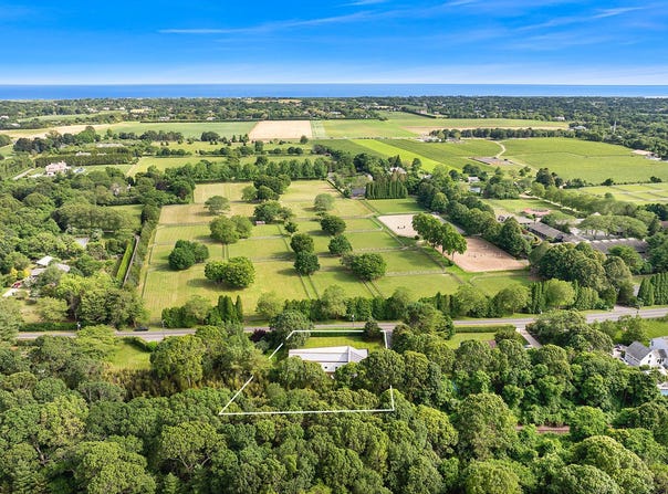 210 Narrow Lane East, Sagaponack, NY 11962