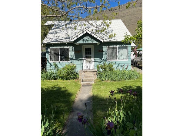 607 S Main Street, Riggins, WI 53549