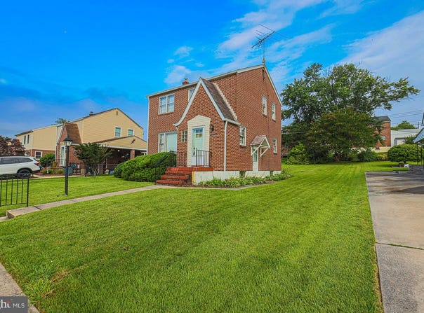 8108 WOODHAVEN ROAD, BALTIMORE, MD 21237