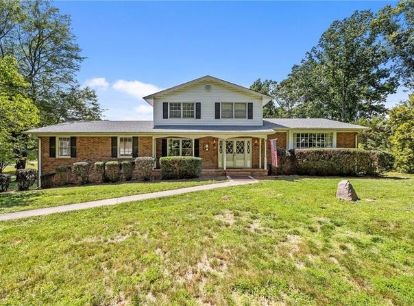 3601 Edgefield Road, Greensboro, NC 27409