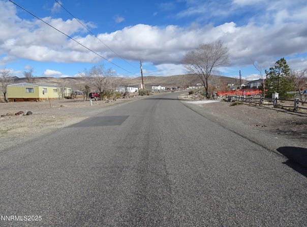 4915 Cheyenne Trail, Stagecoach, NV 89429