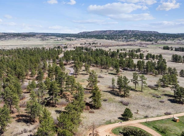 2360 Charlford Lane, Sedalia, CO 80135