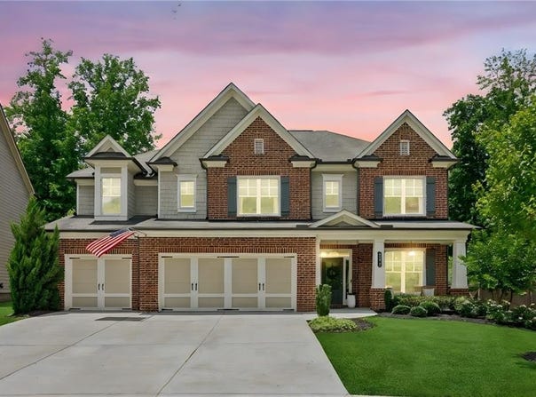4972 Park Vale Drive, Sugar Hill, GA 30518