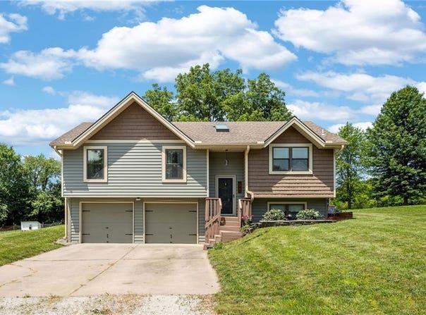 140 Dykes Lane, Holt, MO 64048
