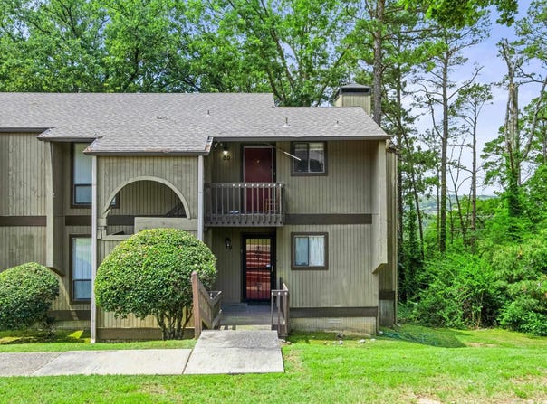 508 Green Mountain Circle, Little Rock, AR 72211